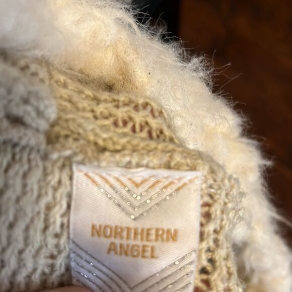 Northern Angel Multi Color Faux Fur Collar Knit Fringe Poncho - Picture 9 of 10